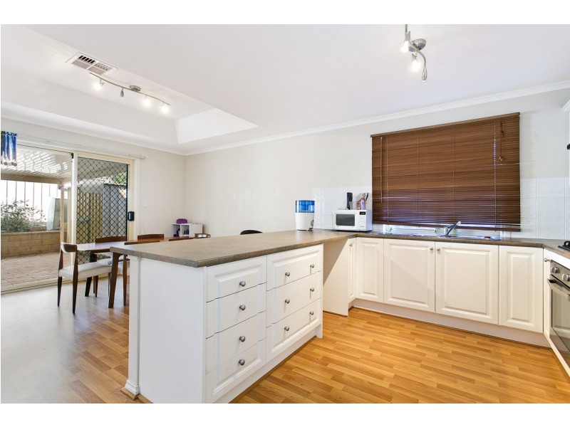 28B Rossiter Drive, Evanston Park SA 5116