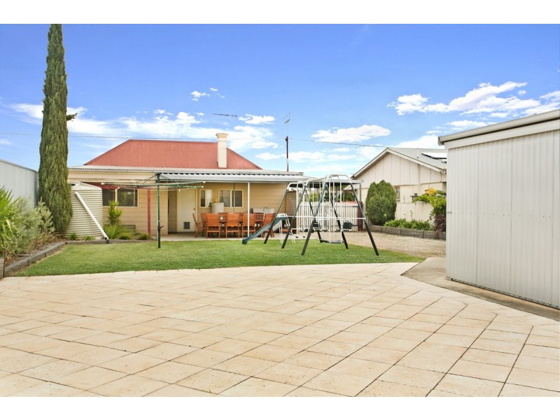 4 Phillips Street, Balaklava SA 5461