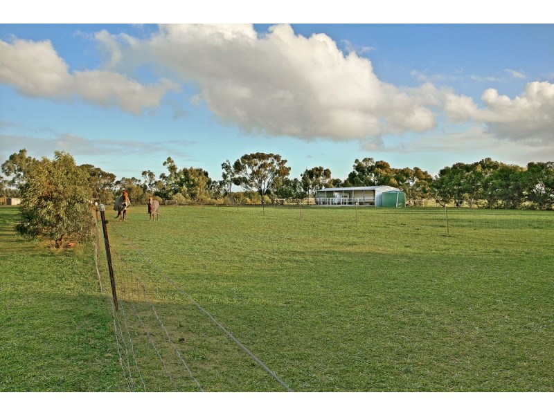 590 Temby Road Two Wells Via, Lewiston SA 5501