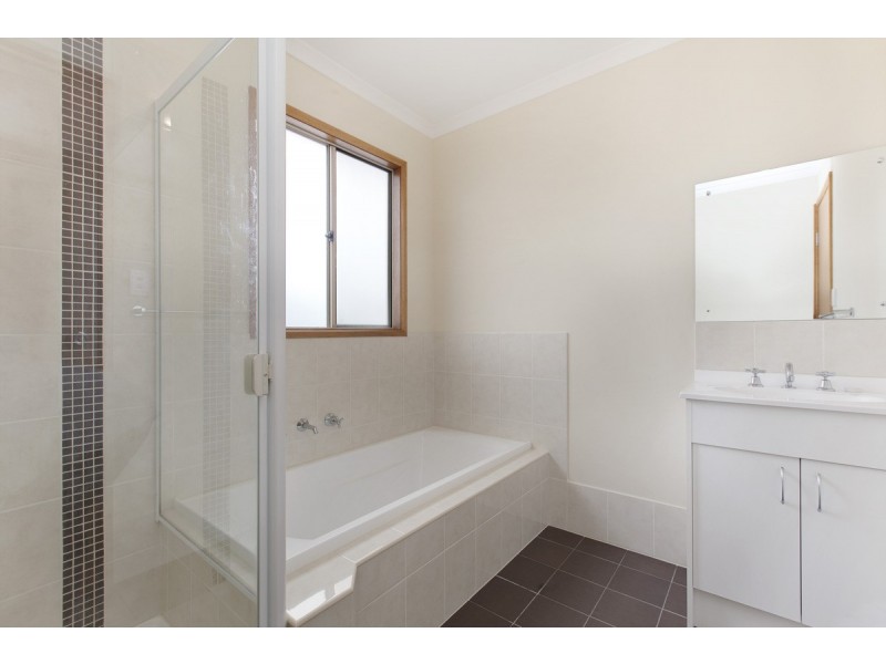 18 Heron Crescent, Thompson Beach SA 5501