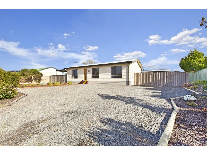 18 Heron Crescent, Thompson Beach SA 5501