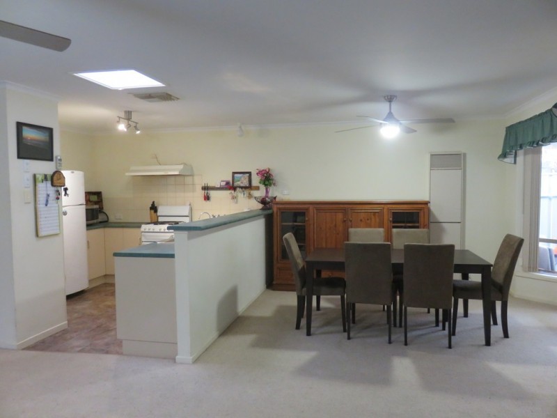 8 Omega Drive, Blakeview SA 5114