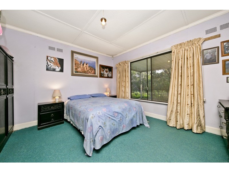 6 Lawrie Road, Lewiston SA 5501