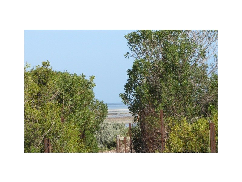 53 The Esplanade, Thompson Beach SA 5501