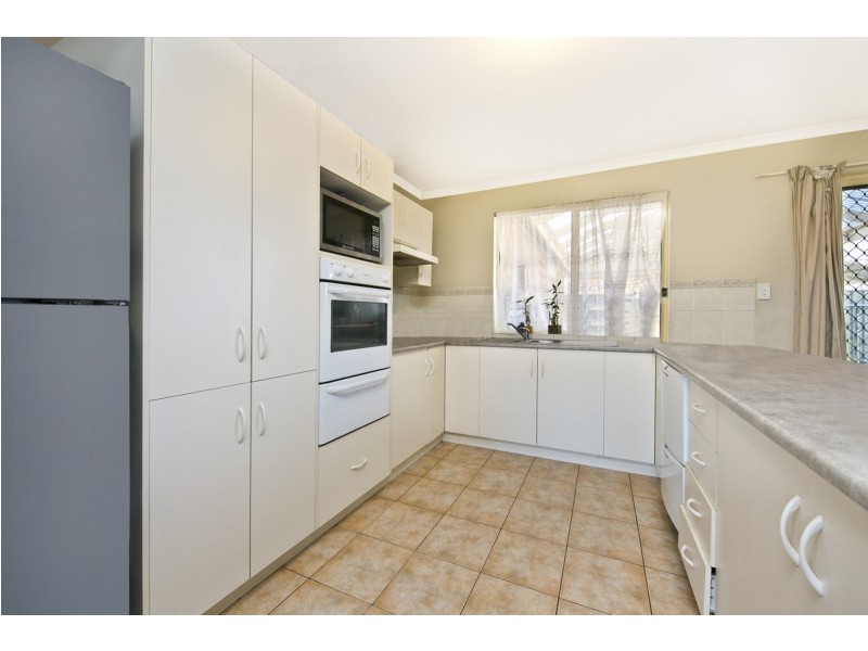 4 Darlton Court, Andrews Farm SA 5114