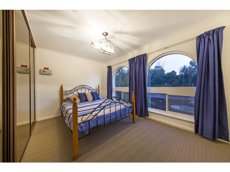 9 Tingara Road, Evanston Park SA 5116