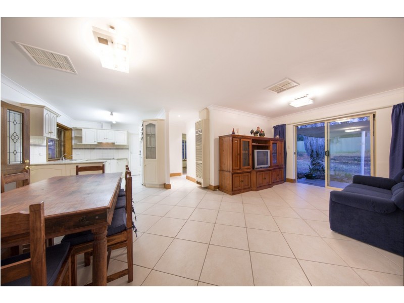 9 Tingara Road, Evanston Park SA 5116