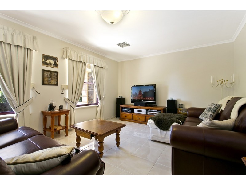 27 George Street, Greenock SA 5360