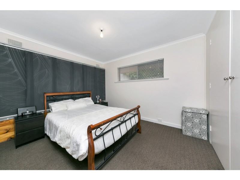 14 Sunnyside Drive, Evanston Park SA 5116