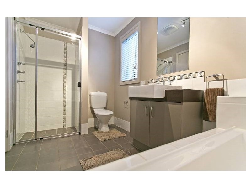8 Osborne Street, Evanston Gardens SA 5116
