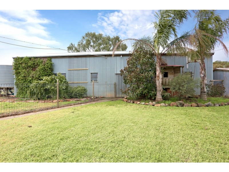 89 Victor Road, Greenock SA 5360