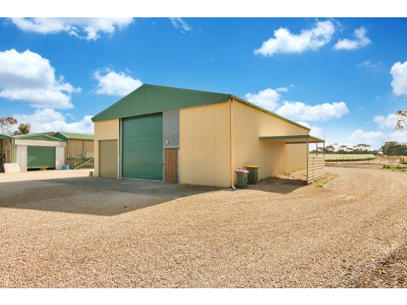 28 Main Coast Road, Ardrossan SA 5571