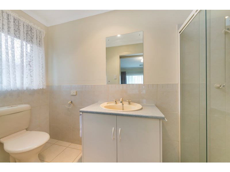 102 Sunnyside Drive, Evanston Park SA 5116