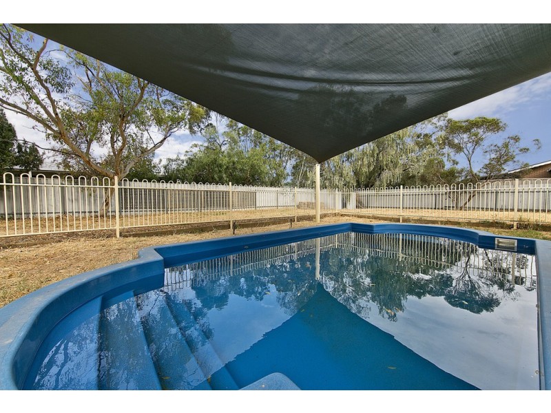 33 Paxton Street, Willaston SA 5118