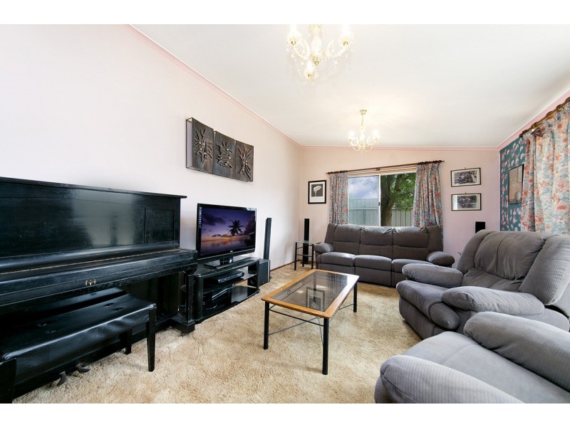 33 Paxton Street, Willaston SA 5118