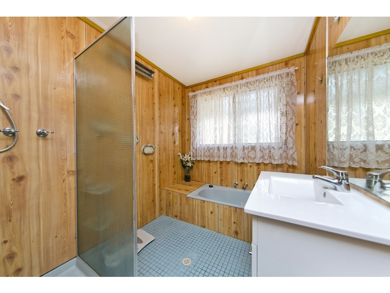 33 Paxton Street, Willaston SA 5118