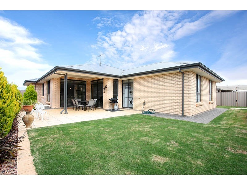 10 Moore Avenue, Nuriootpa SA 5355