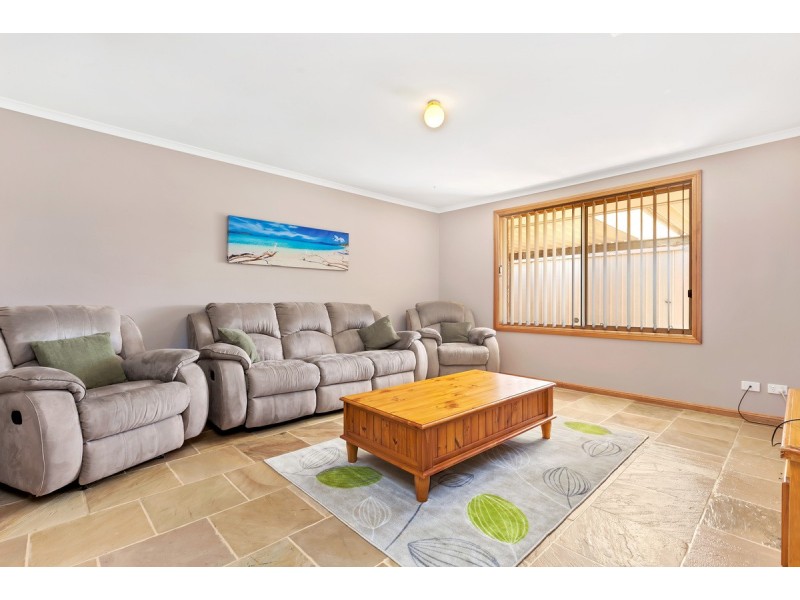 5 Paps Court, Munno Para West SA 5115