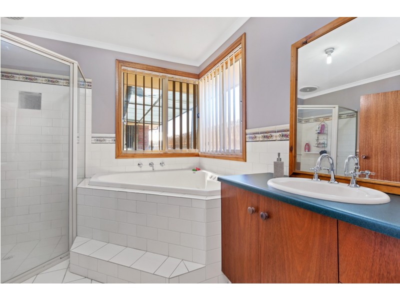 5 Paps Court, Munno Para West SA 5115