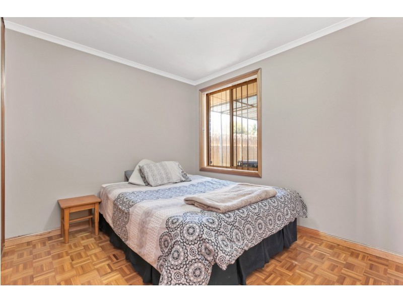 5 Paps Court, Munno Para West SA 5115