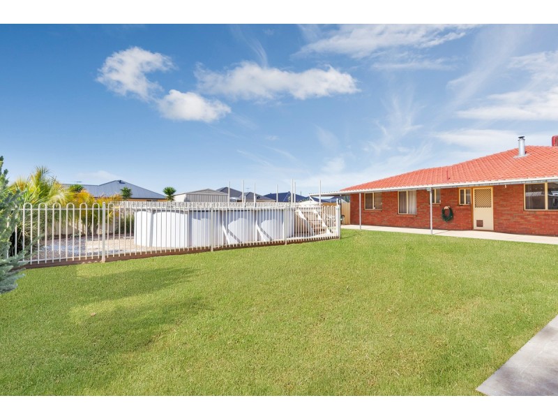 5 Paps Court, Munno Para West SA 5115