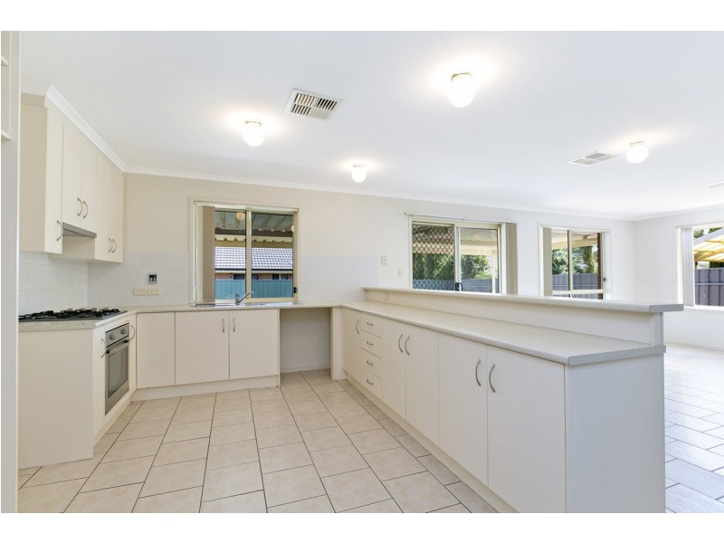 7 Hazelwood Place, Blakeview SA 5114