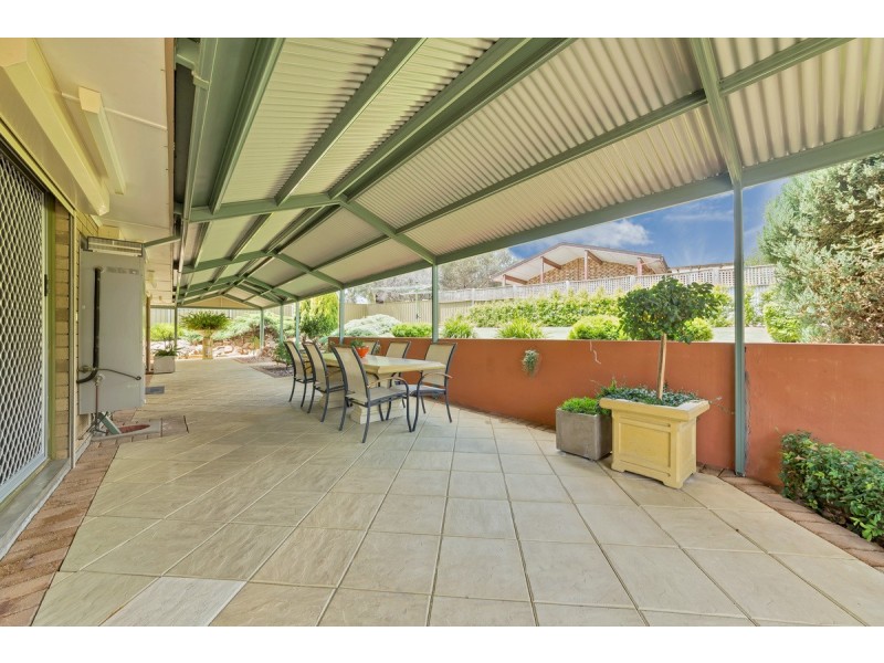 27 Laver Avenue, Gulfview Heights SA 5096