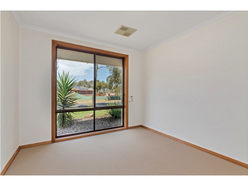 30 Wakeling Crescent, Parafield Gardens SA 5107
