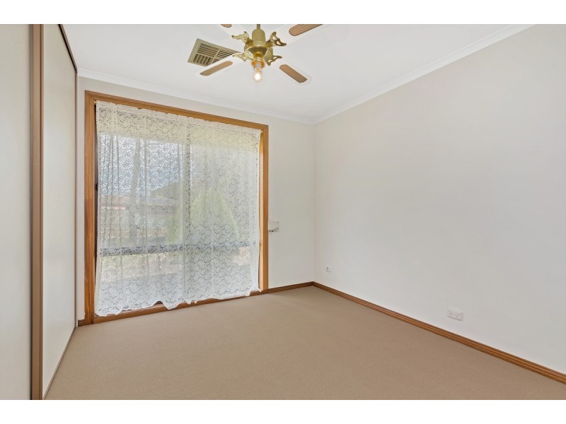 30 Wakeling Crescent, Parafield Gardens SA 5107