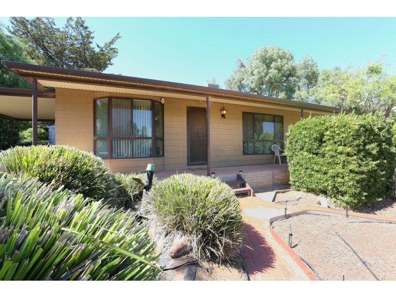 2 Salem Road, Penrice SA 5353