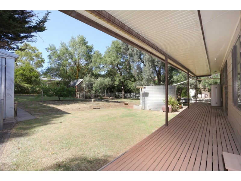 2 Salem Road, Penrice SA 5353