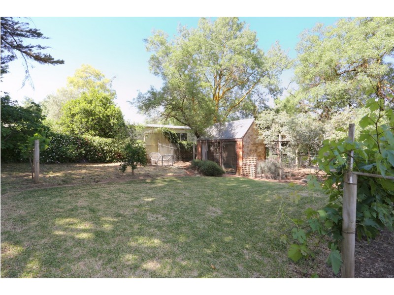 2 Salem Road, Penrice SA 5353