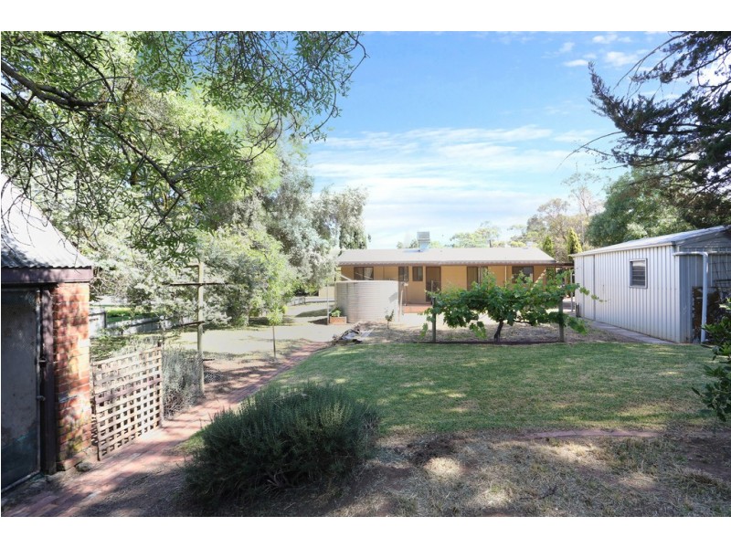 2 Salem Road, Penrice SA 5353