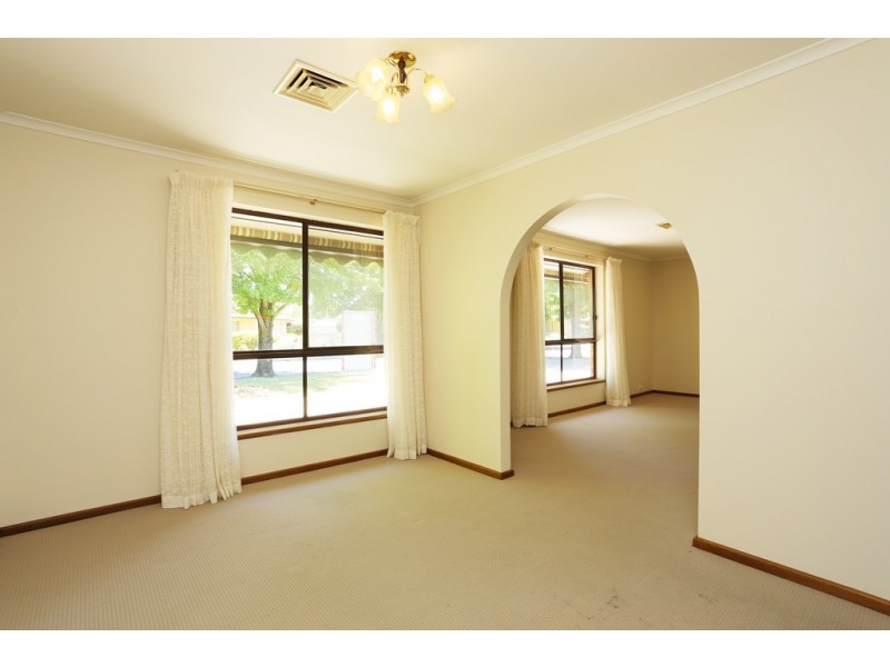 9 First Ave, Tanunda SA 5352