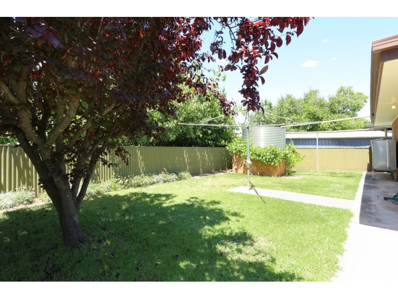 9 First Ave, Tanunda SA 5352