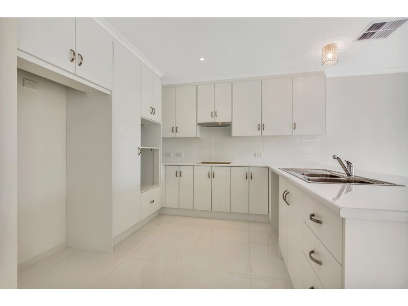 11 Blossom Road, Munno Para West SA 5115