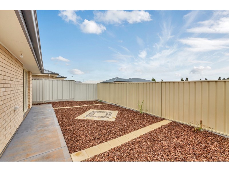 11 Blossom Road, Munno Para West SA 5115