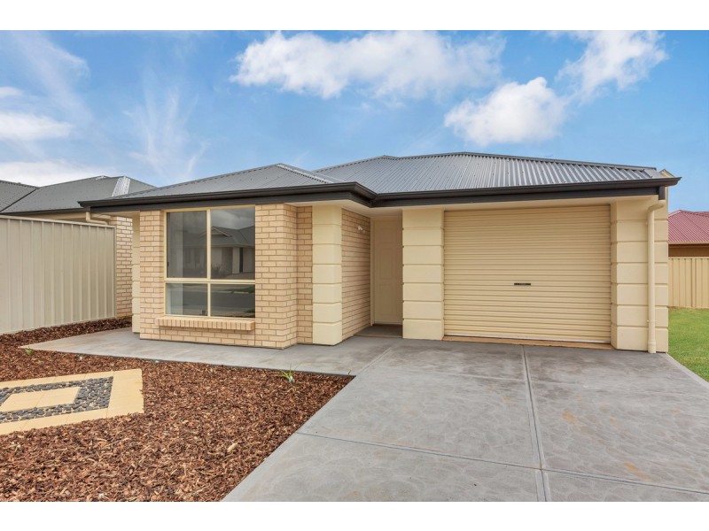 11 Blossom Road, Munno Para West SA 5115