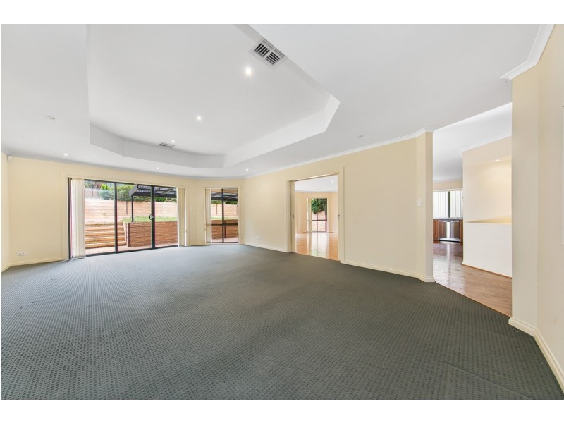 13 Falcon Drive, Hewett SA 5118