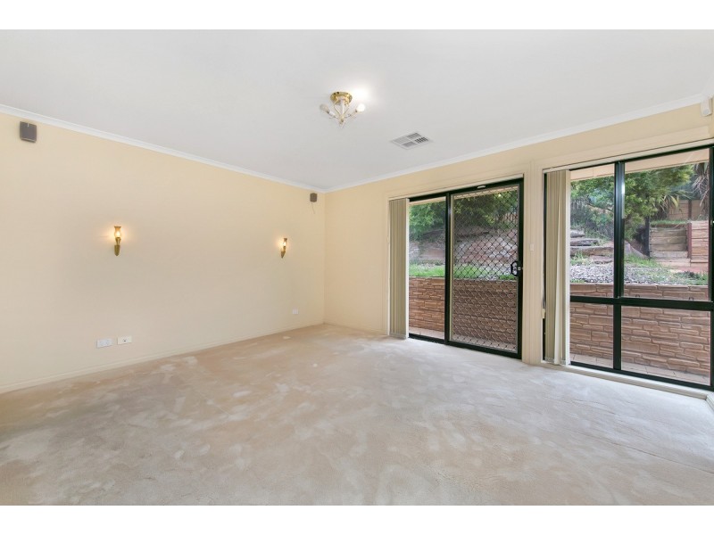 13 Falcon Drive, Hewett SA 5118