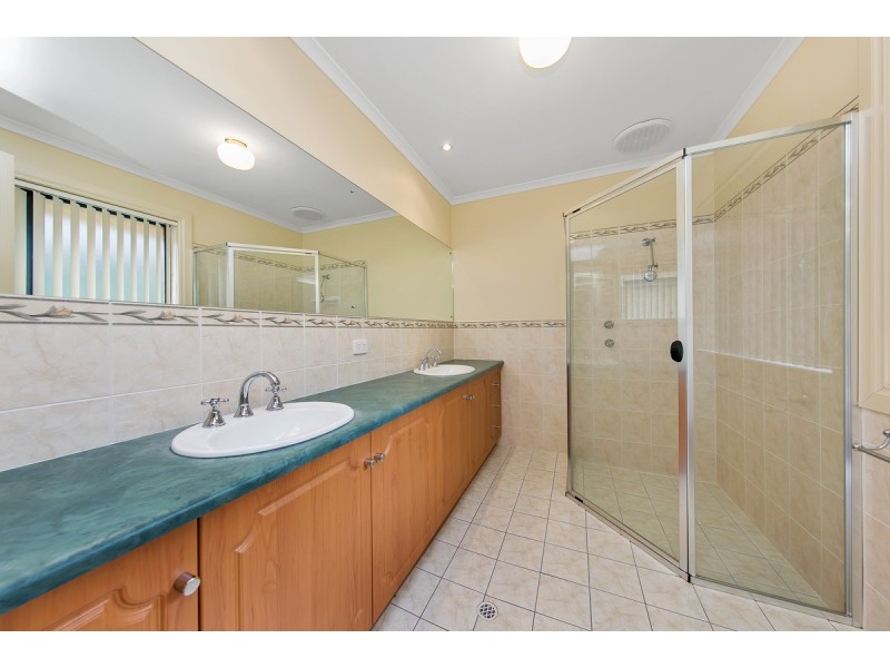 13 Falcon Drive, Hewett SA 5118