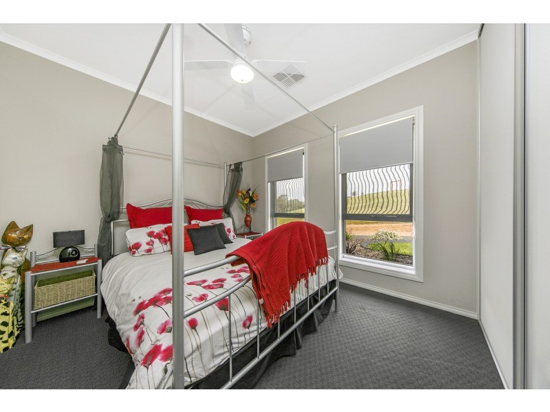 Lot 83 Lorikeet Grove, Hewett SA 5118