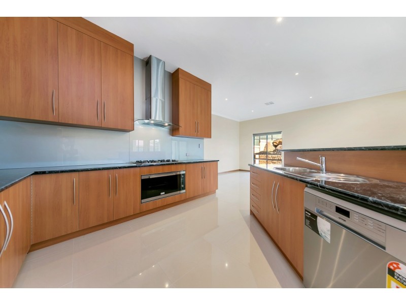 11 Falcon Drive, Hewett SA 5118