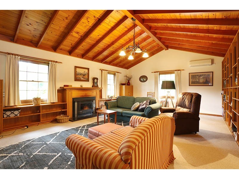 33 Heggies Range Road, Flaxman Valley SA 5235