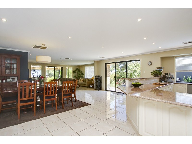 8 Grandview Place, Blakeview SA 5114