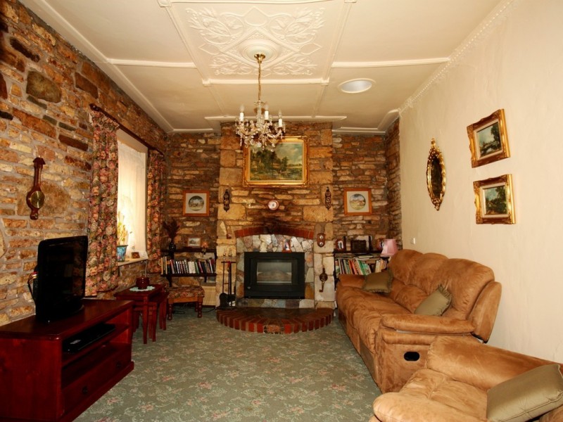 35 Kapunda Street, Kapunda SA 5373