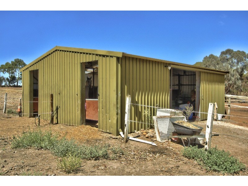 17 Kalbeeba Road, Kalbeeba SA 5118