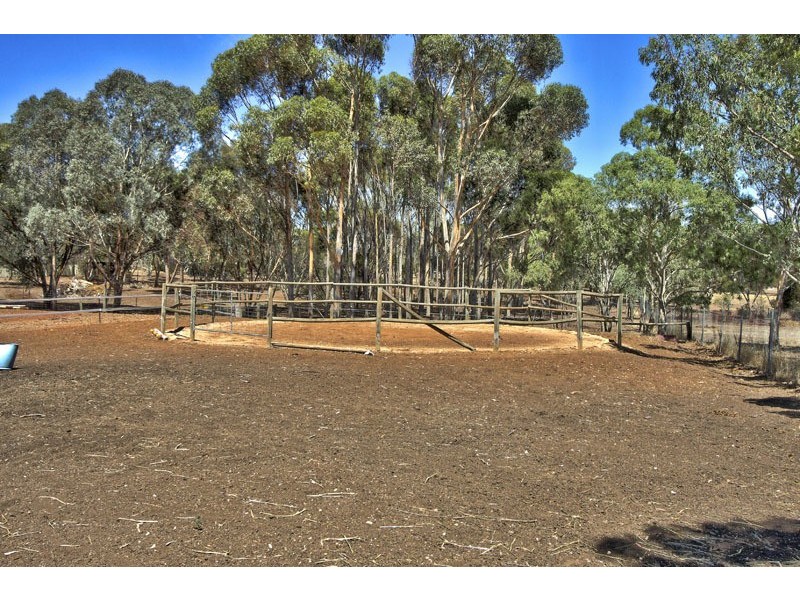 17 Kalbeeba Road, Kalbeeba SA 5118