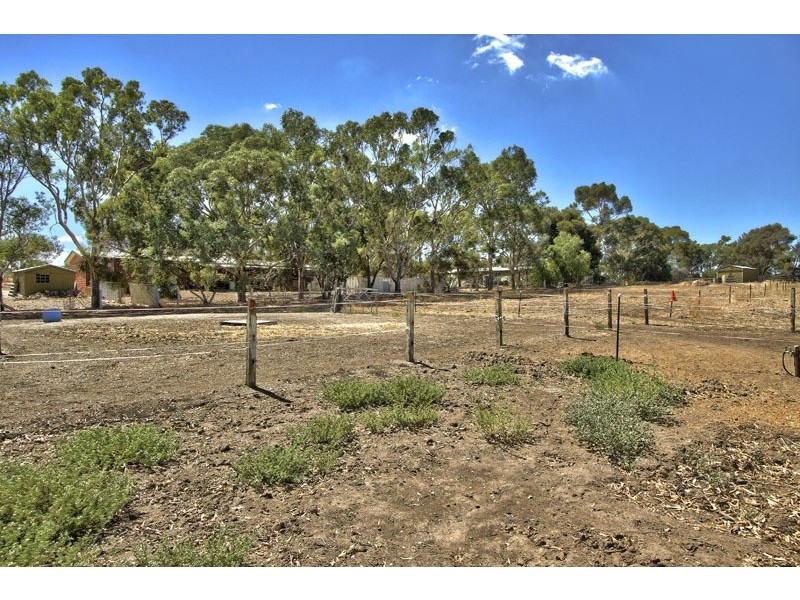 17 Kalbeeba Road, Kalbeeba SA 5118