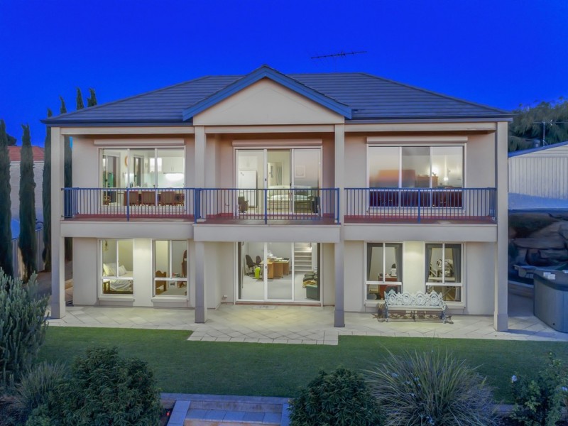 6 Hayward Drive, Evanston Park SA 5116